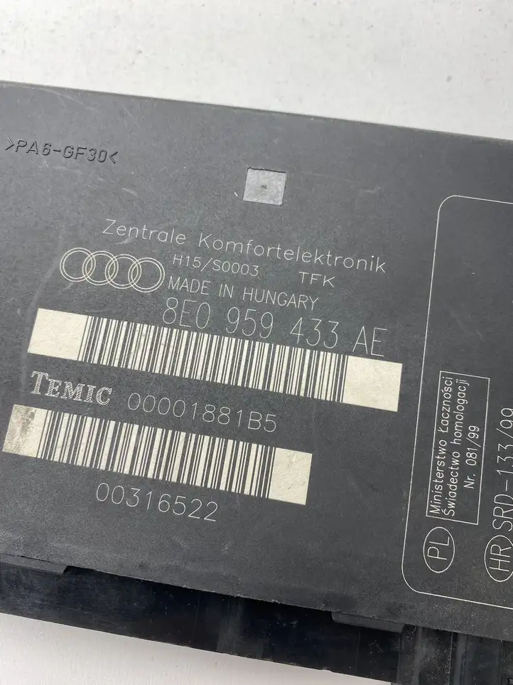 Audi A4 S4 B7 8E 8H (2004 - 2009) 8E0959433AE Модуль комфорта — фото 4