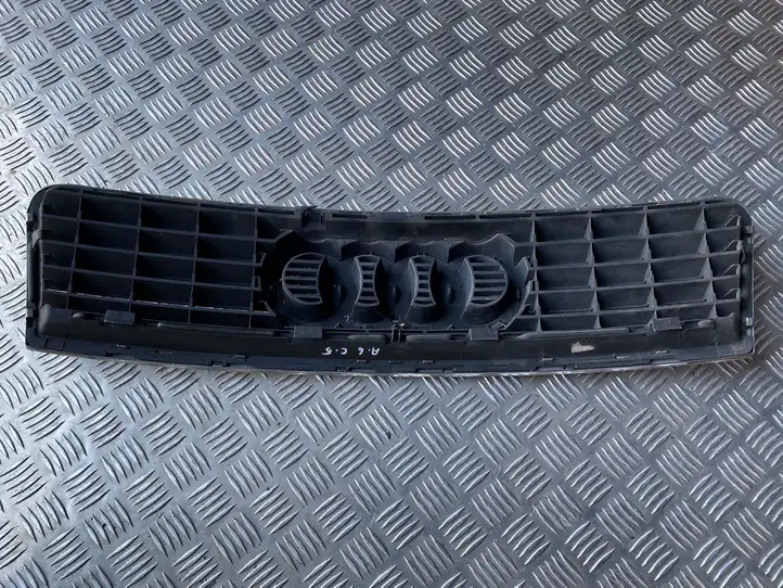 Audi A6 S6 C5 4B (1997 - 2001) 4B0853651F Верхняя решетка радиатора — фото 2