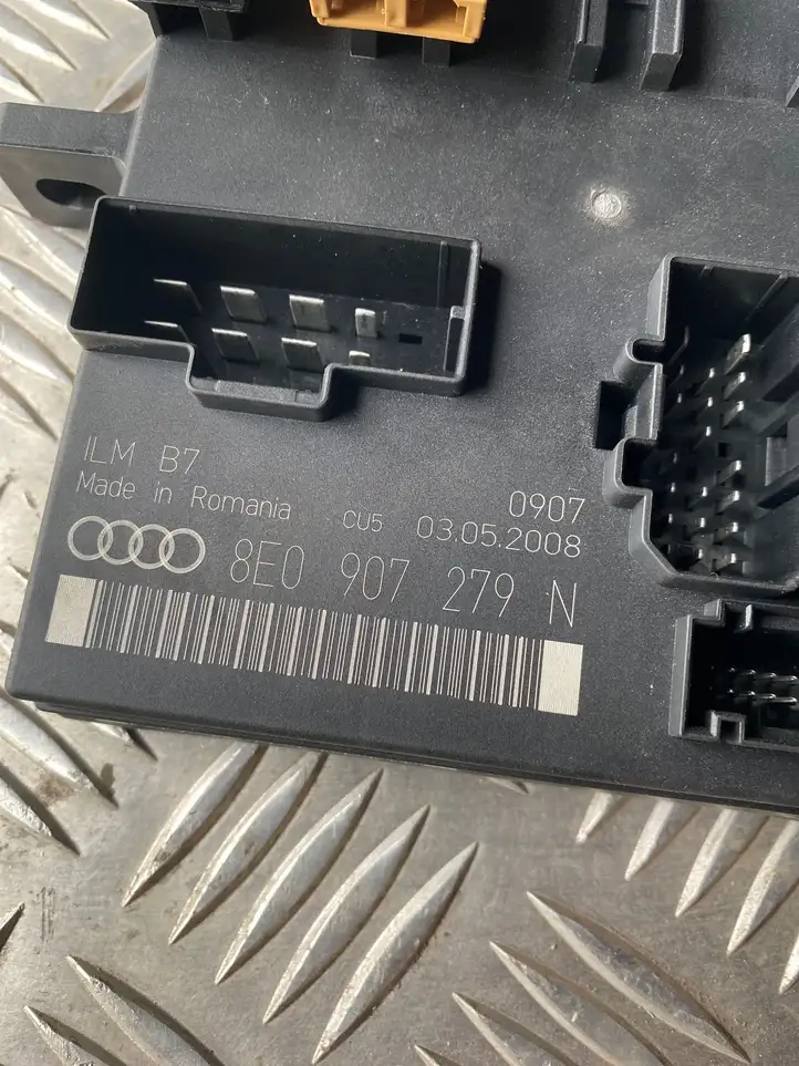 Audi A4 S4 B8 8K (2007 - 2011) 8E0907279N Модуль комфорта — фото 3