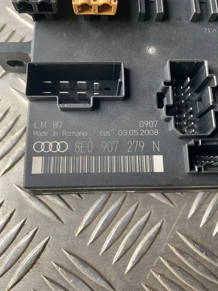 Audi A4 S4 B8 8K (2007 - 2011) 8E0907279N Модуль комфорта — фото 4