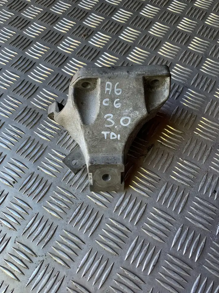 Audi A6 S6 C6 4F (2008 - 2011) 4F0199308AB Кронштейн двигателя — фото 2