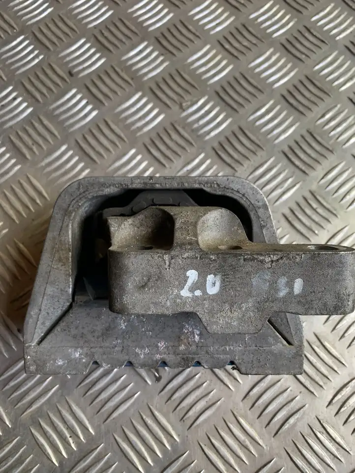 Audi A3/S3 8L (2000 - 2003) 1K0199262M Опора двигателя — фото 4