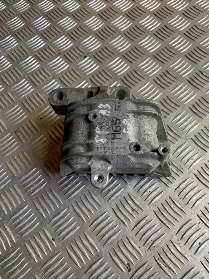 Audi A3/S3 8L (2000 - 2003) 1K0199262P Опора двигателя — фото 1