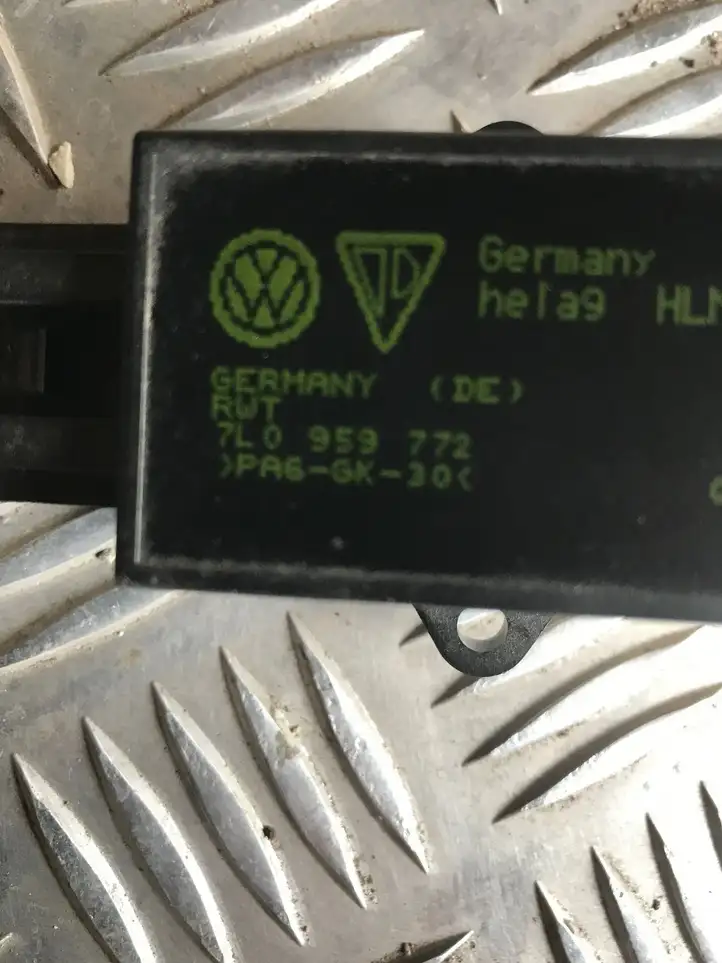 Volkswagen Touareg I (2002 - 2010) 7L0959772 Реле обогрева — фото 2
