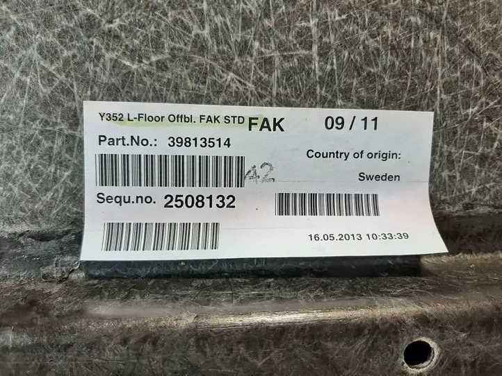 Volvo V60 (2013 - 2018) 39813514 Пол багажника — фото 3