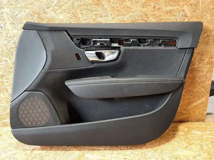 Volvo S90, V90 (2016 - 2020) 31393165 Обшивка передней двери — фото 1