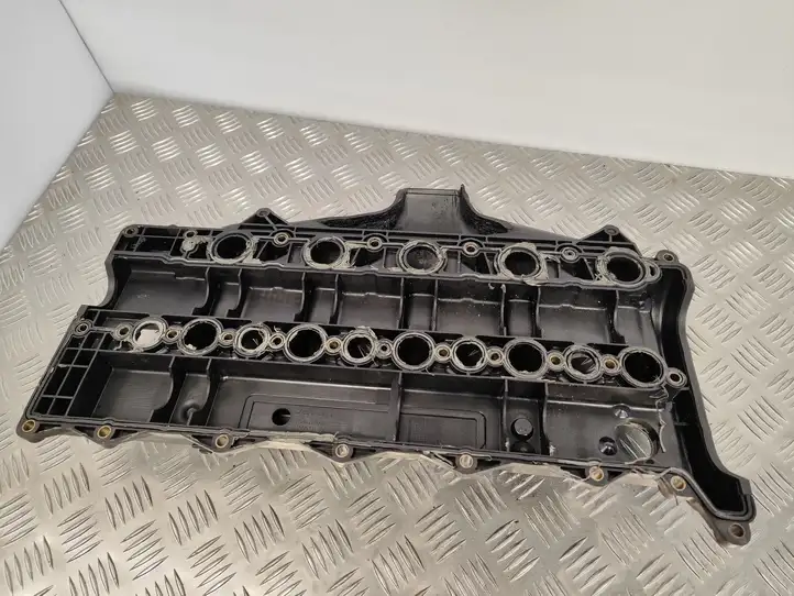 Volvo S80 (2006 - 2009) 30743312 Крышка головки блока цилиндров — фото 6