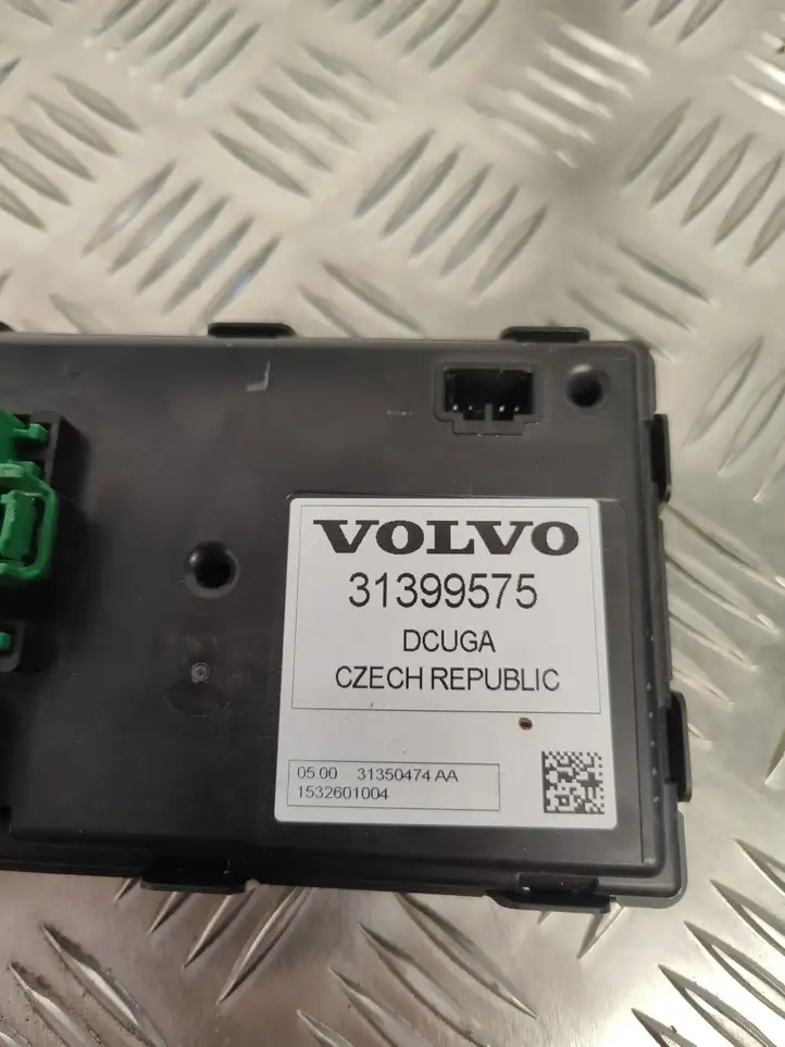 Volvo V60 (2013 - 2018) 31399575 Комплект буксировочного крюка — фото 9