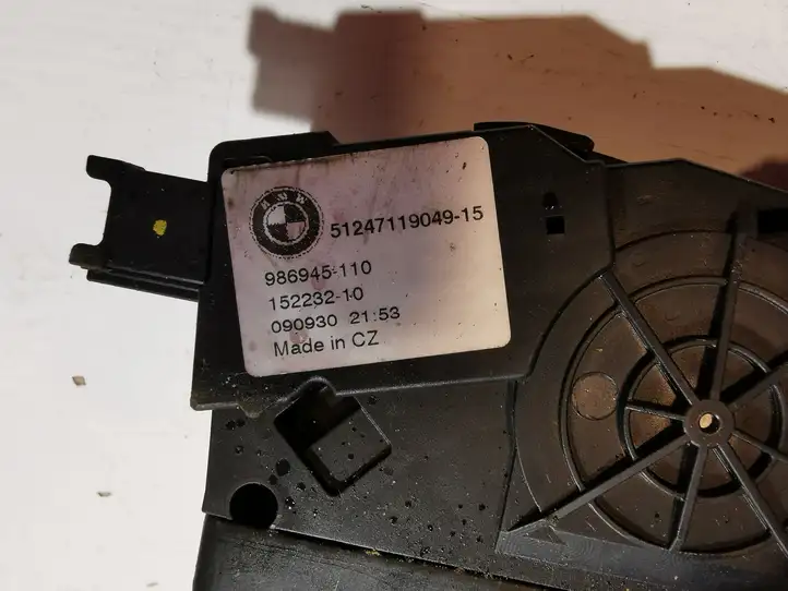 BMW 3 E90 E91 (2005 - 2012) 986945 Замок крышки багажника — фото 4