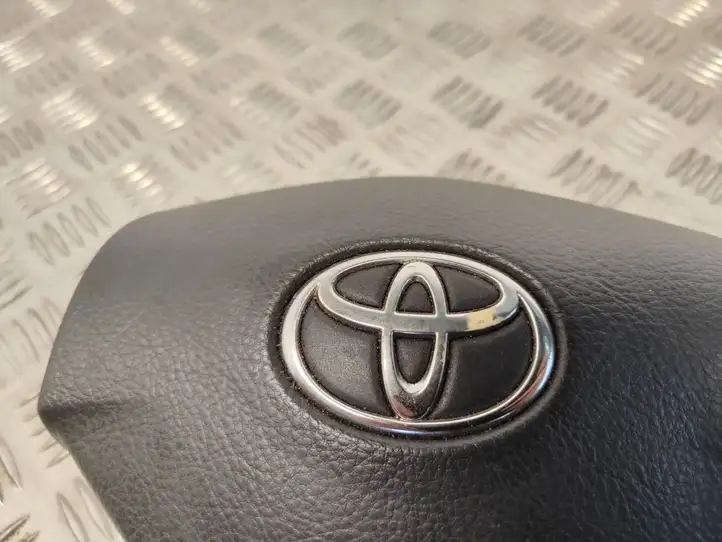 Toyota Corolla Verso AR10 (2004 - 2009) Подушка безопасности руля — фото 4