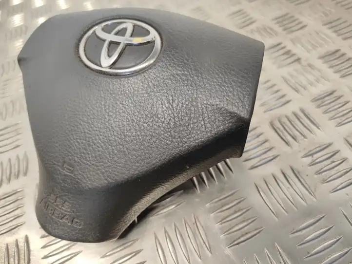 Toyota Corolla Verso AR10 (2004 - 2009) Подушка безопасности руля — фото 7