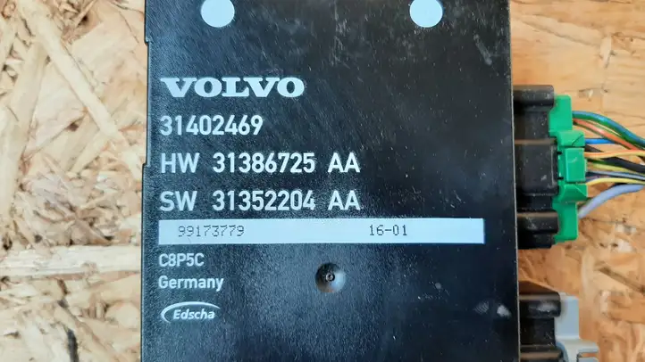 Volvo V70 (2007 - 2013) 31402469 Блок управления крышкой багажника — фото 2