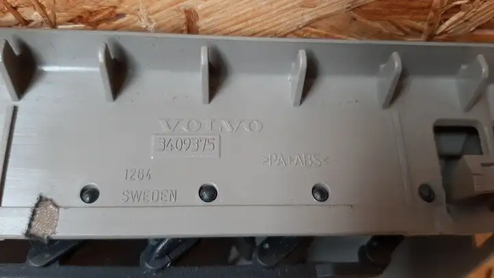 Volvo S60 (2000 - 2004) 3409375 Боковой воздушный дефлектор — фото 2