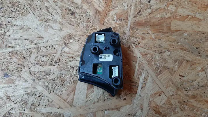 Volvo V70 (2007 - 2013) 30739641 Кнопки на рулевом колесе — фото 6