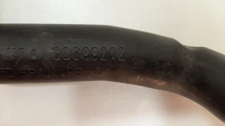 Volvo S80 (2009 - 2013) 30699202 Горловина бачка омывателя — фото 3