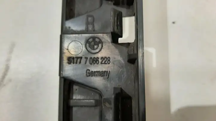 BMW 5 E60 E61 (2004 - 2010) 51777066288 Кронштейн переднего бампера — фото 2