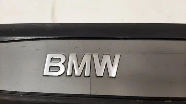 BMW 5 E60 E61 (2004 - 2010) 51477034304 Внутренняя отделка переднего порога — фото 4