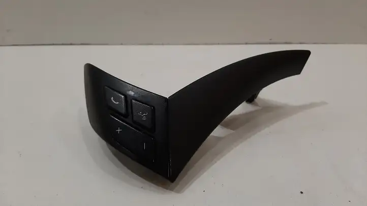 BMW 5 E60 E61 (2004 - 2010) 6935833 Кнопки на рулевом колесе — фото 3