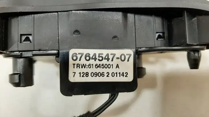 BMW 3 E90 E91 (2005 - 2012) 6764547 Кнопки на рулевом колесе — фото 3