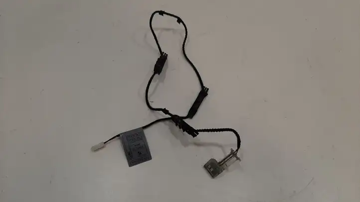 BMW 3 E90 E91 (2005 - 2012) 7181218 Подсветка рукоятки передней двери (наружняя) — фото 1
