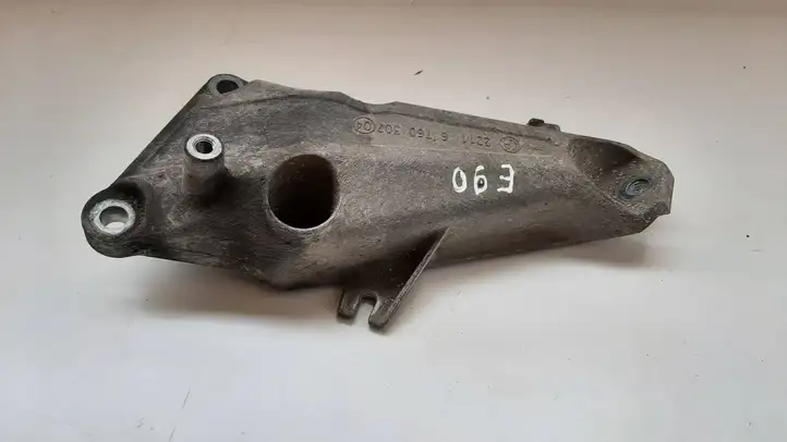 BMW 3 E90 E91 (2005 - 2012) 6760307 Кронштейн двигателя — фото 4