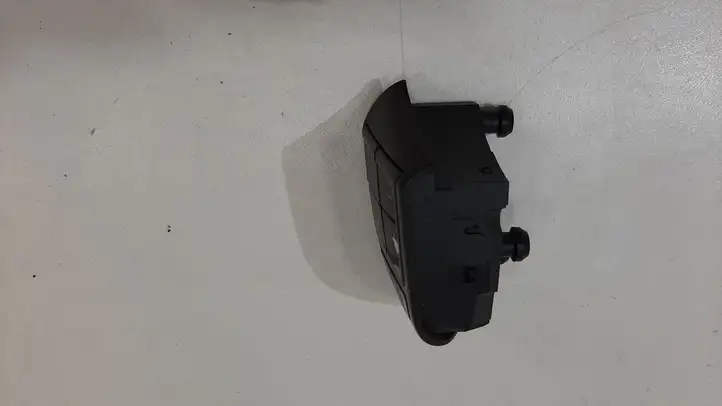 Volvo S60 (2010 - 2013) 31295410 Кнопки на рулевом колесе — фото 5