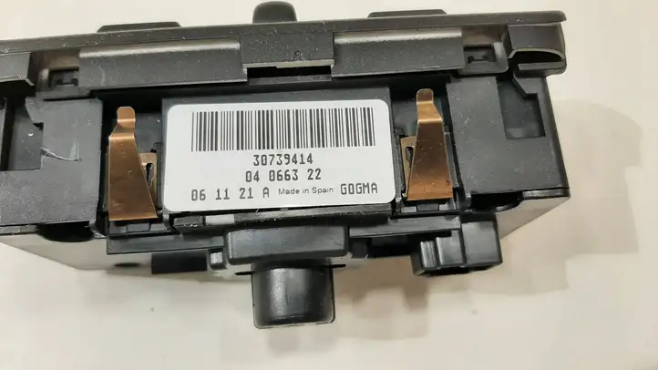 Volvo V70 (2007 - 2013) 30739414 Включатель фонарей — фото 3