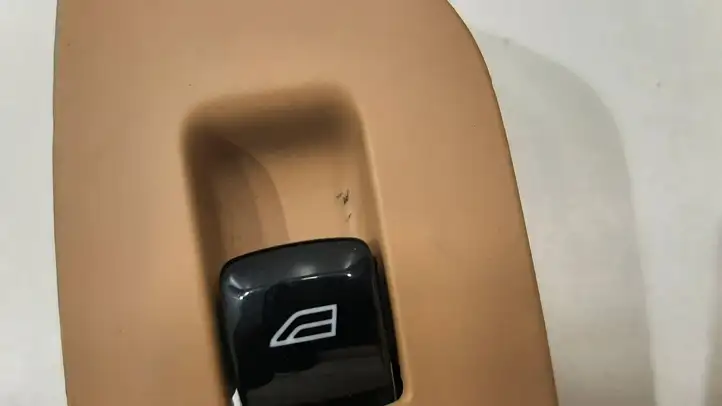 Volvo S90, V90 (2016 - 2020) 31376458 Кнопка стеклоподъемников — фото 2