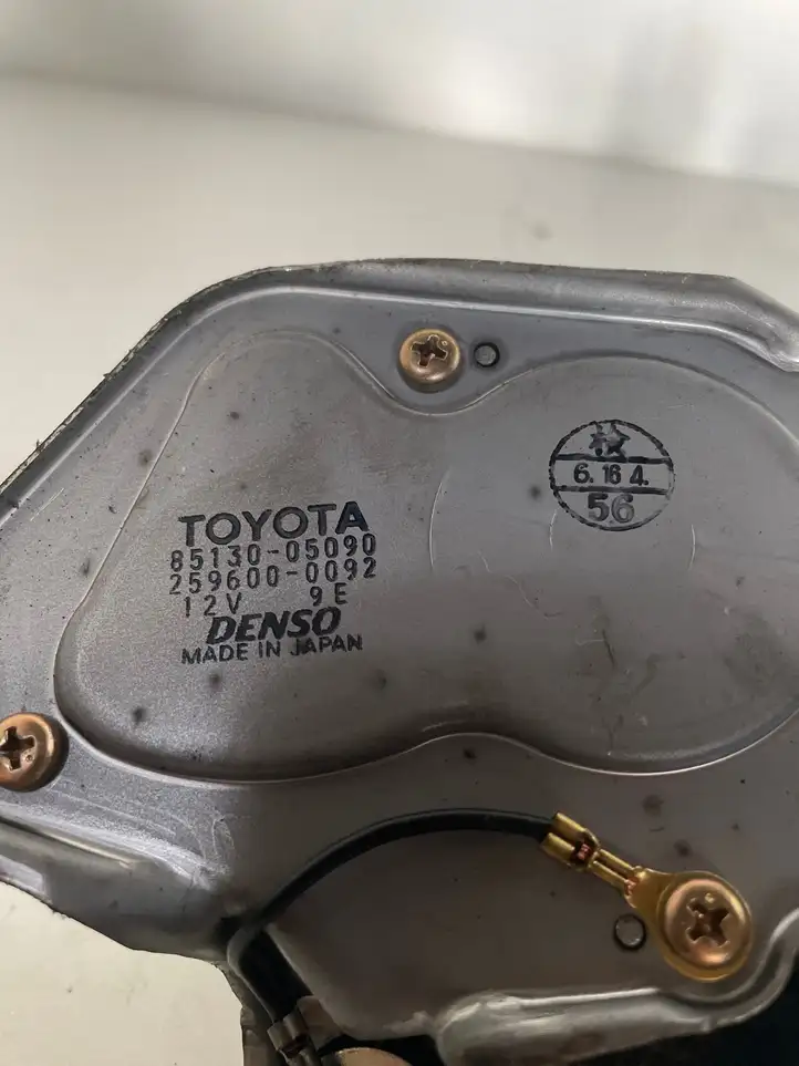 Toyota Avensis T250 (2006 - 2009) 8513005090 Двигатель стеклоочистителя заднего стекла — фото 2