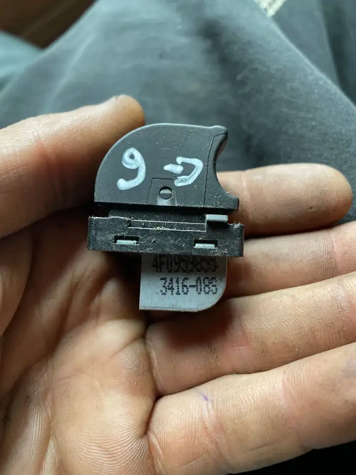 Audi A6 S6 C6 4F (2008 - 2011) 4F0959855 Блок кнопок стеклоподъемников — фото 1