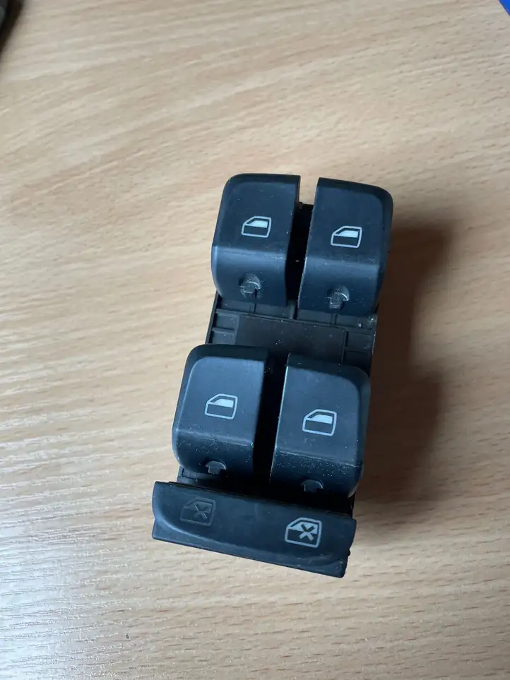 Audi A4 S4 B8 8K (2007 - 2011) P31GF20 Кнопка стеклоподъемников — фото 1