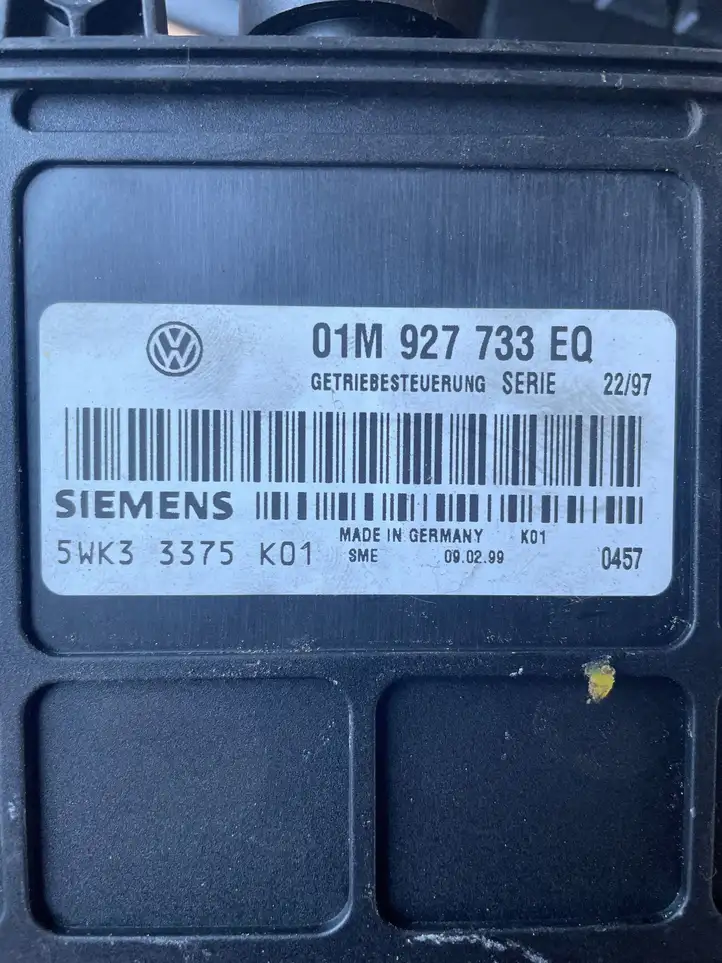 Audi A3/S3 8L (2000 - 2003) 01M927733EQ Блок управления АКПП — фото 2