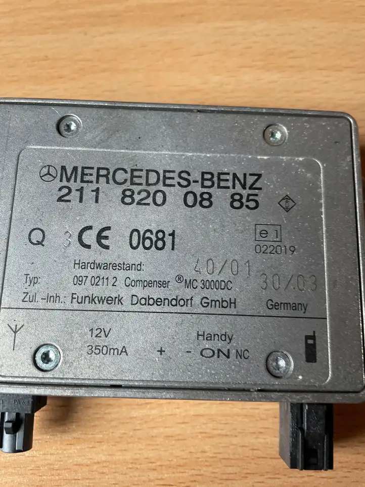 Mercedes-Benz E W211 (2002 - 2009) 2118200885 Антенна Bluetooth — фото 2