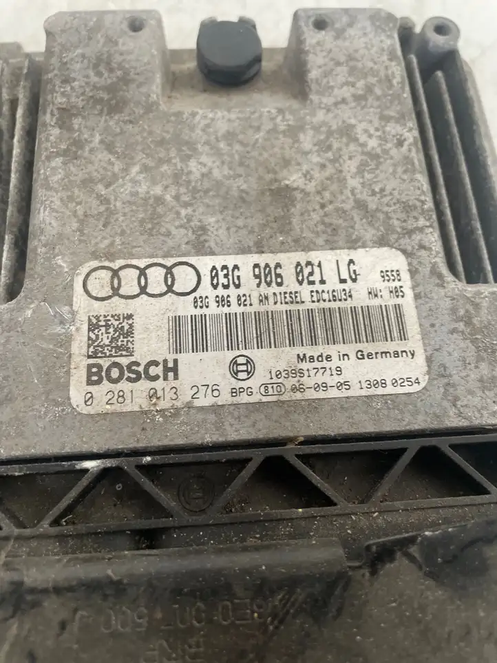 Audi A3/S3 8P (2005 - 2008) 03G906021AN Блок управления двигателем (ЭБУ) — фото 2