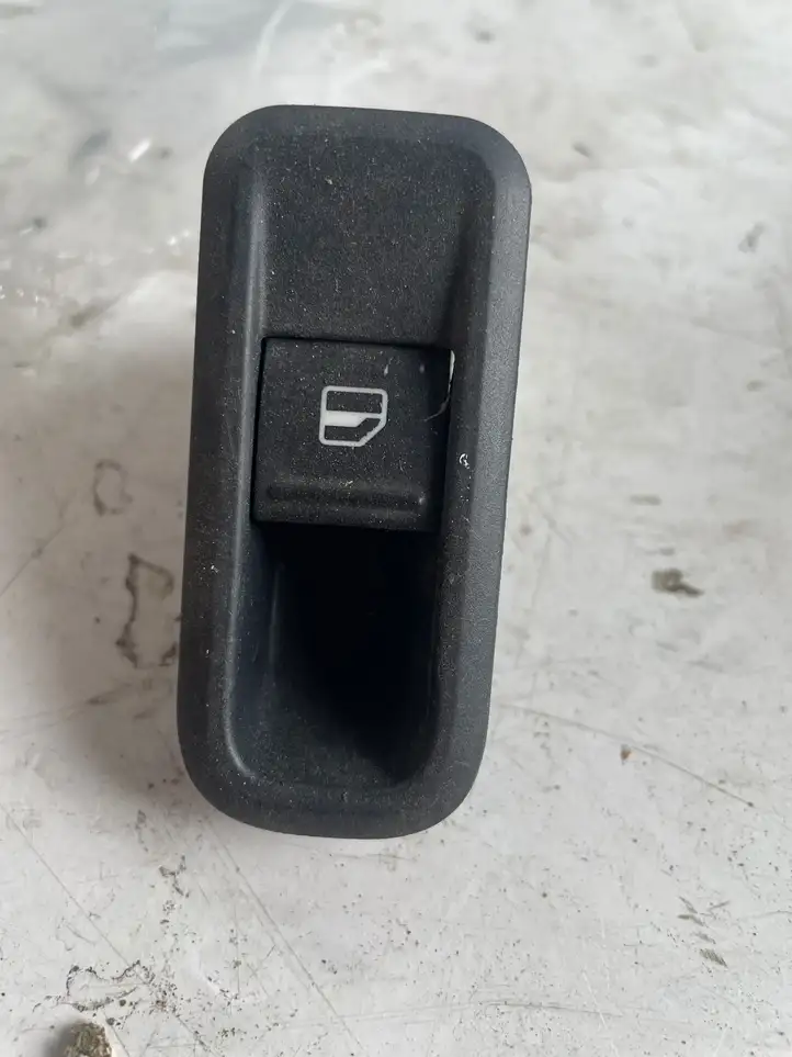Skoda Fabia Mk2 (5J) (2007 - 2014) 5M0867435 Блок кнопок стеклоподъемников — фото 1