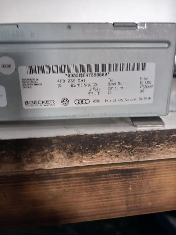 Audi A6 S6 C6 4F (2004 - 2008) 4E0910541C Магнитола / мультимедийная система — фото 2