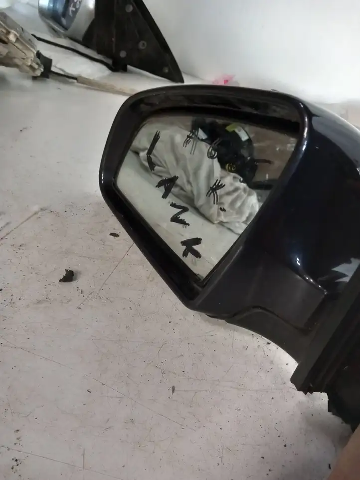 Audi A6 S6 C6 4F (2008 - 2011) Боковое зеркало с электроприводом — фото 3