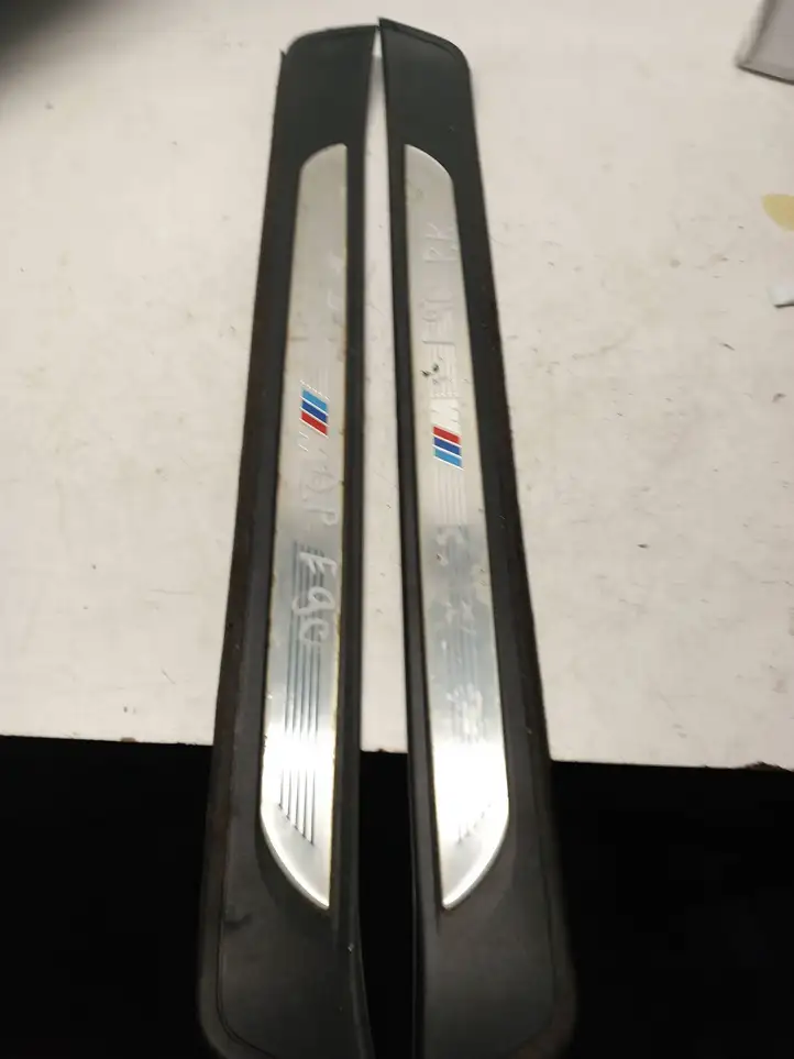 BMW 3 E90 E91 (2005 - 2012) 7907154 Внутренняя отделка переднего порога — фото 1