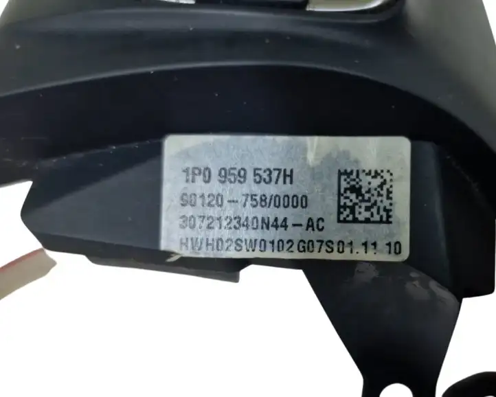 Seat Altea XL (2004 - 2015) 1P0959538C Кнопки на рулевом колесе — фото 10