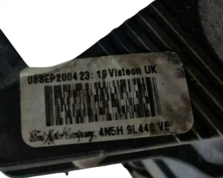 Volvo V50 (2004 - 2008) 4N5H9L440VE Интеркулер — фото 6