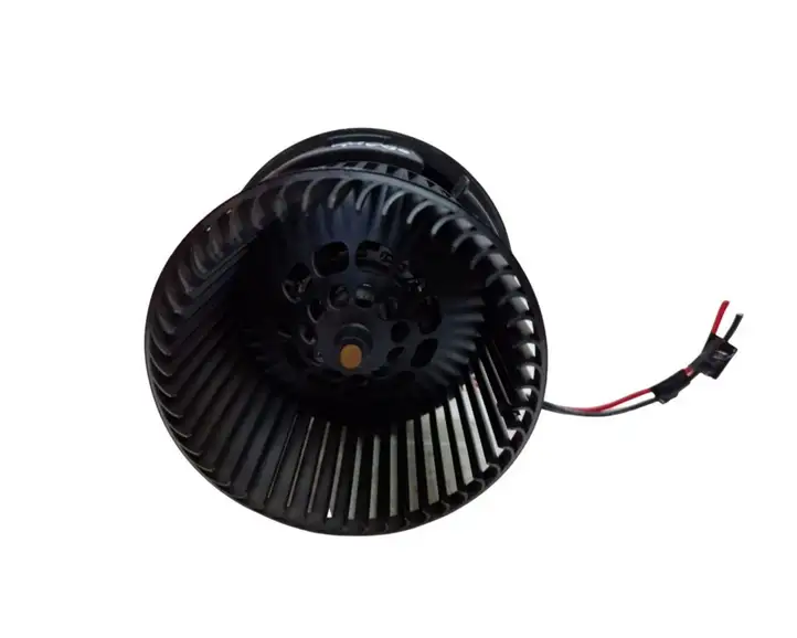Toyota Aygo AB40 (2014 - 2018) T918262 Вентилятор печки — фото 3