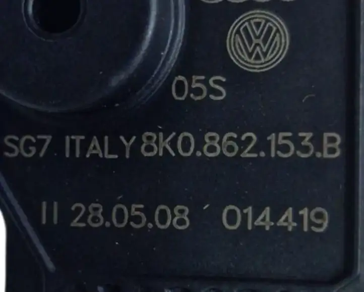 Audi A4 S4 B8 8K (2007 - 2011) 8K0862153B Замок крышки топливного бака — фото 6