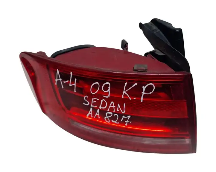 Audi A4 S4 B8 8K (2007 - 2011) 8K5945095D Задний фонарь в кузове — фото 4