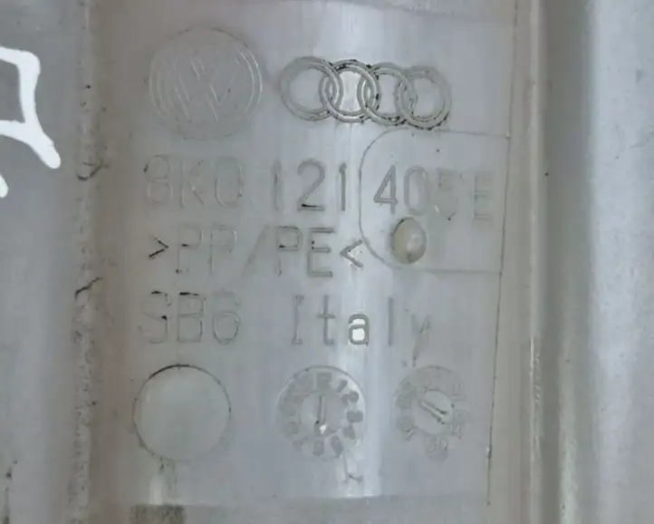 Audi A4 S4 B8 8K (2007 - 2011) 8K0121405E Расширительный бачок — фото 7