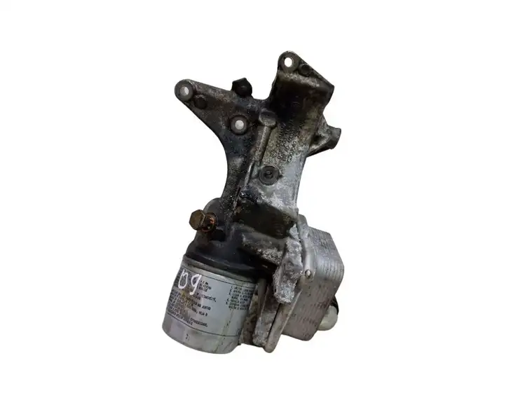 Audi A3/S3 8P (2008 - 2013) 03F903143H Кронштейн масляного фильтра — фото 1