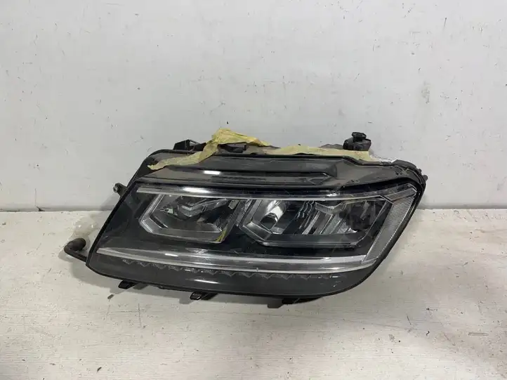 Volkswagen Tiguan (2016 - 2020) 5NB941035B Передняя фара — фото 7
