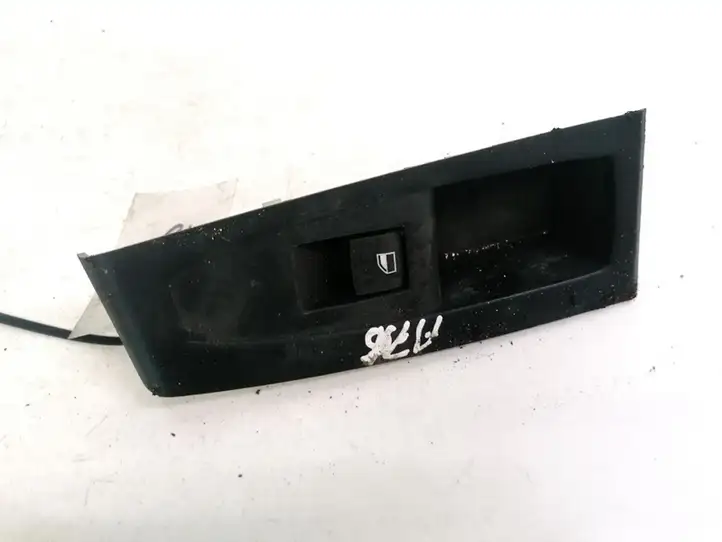 BMW 2 F22 F23 (2013 - 2017) 920810702 Блок кнопок стеклоподъемников — фото 1