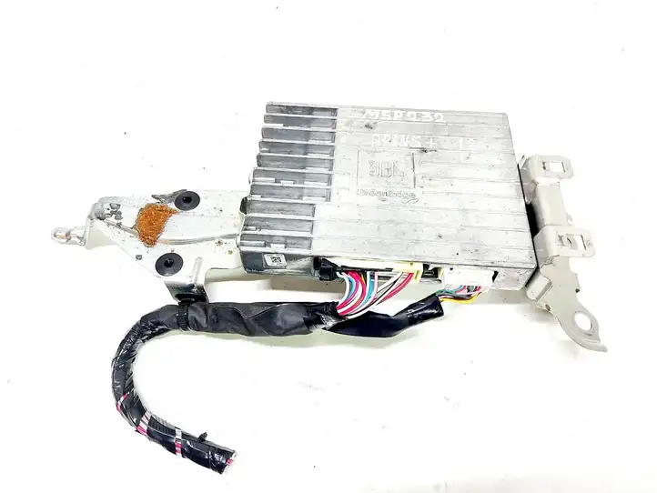 Toyota Prius+ (ZVW40) (2011 - 2018) 862800W831 Усилитель звука — фото 4
