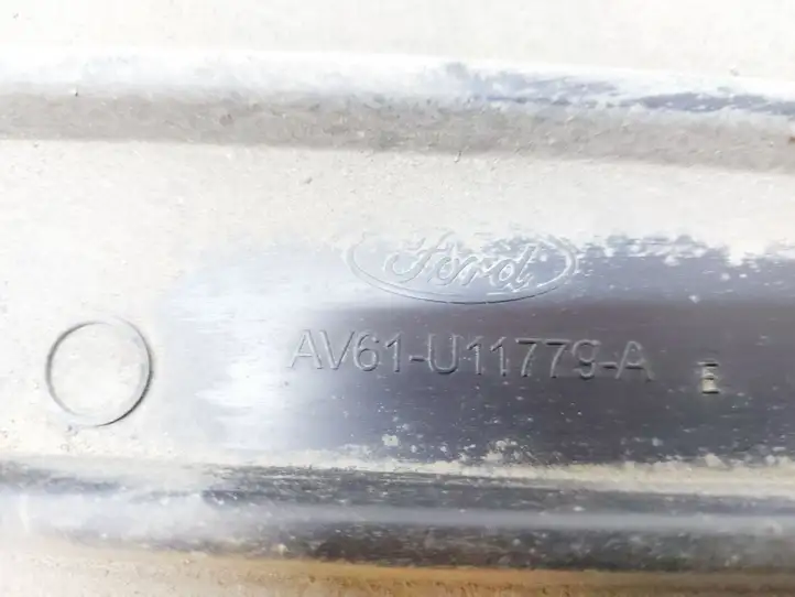 Ford Focus Grand C-MAX (2010 - 2019) AV61U11779A Защита днища — фото 4