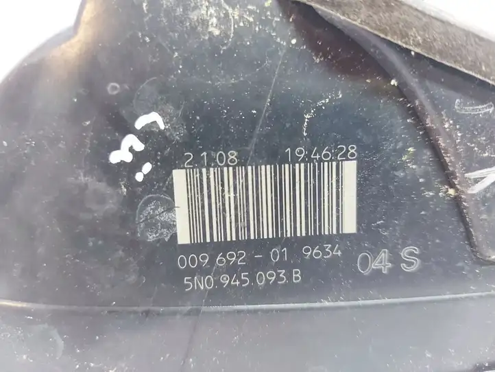 Volkswagen Tiguan (2007 - 2011) 5N0945093B Задний фонарь в крышке багажника — фото 4